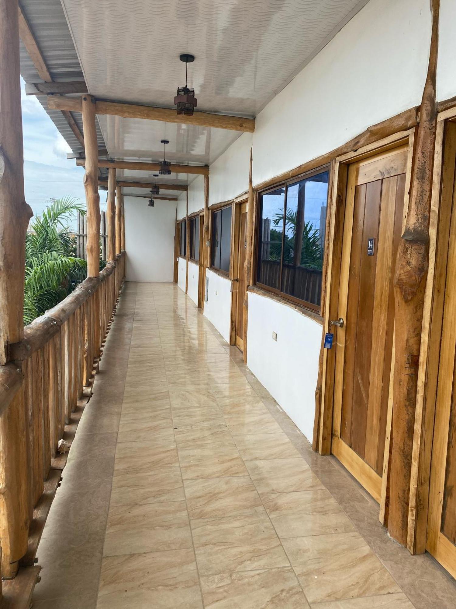 Hostal Yolanda Playas Bagian luar foto